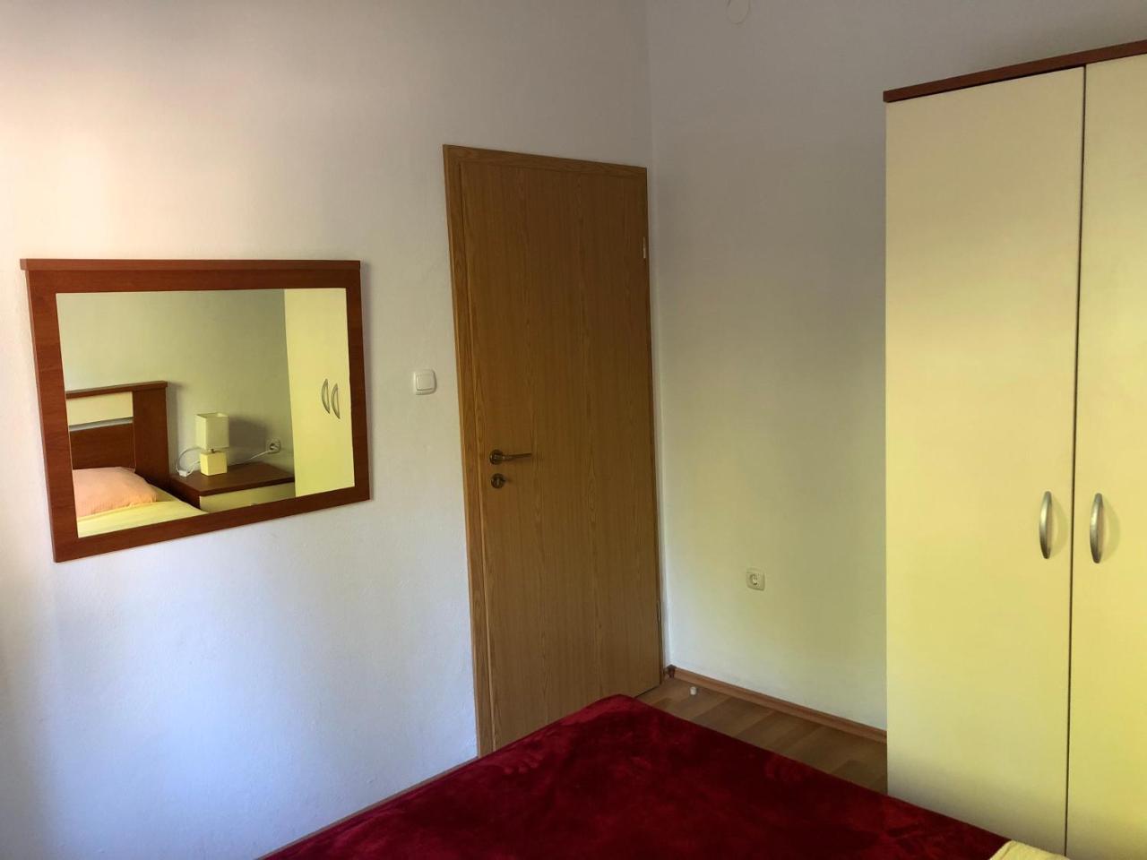 Apartment Villa Nikola Blace Buitenkant foto